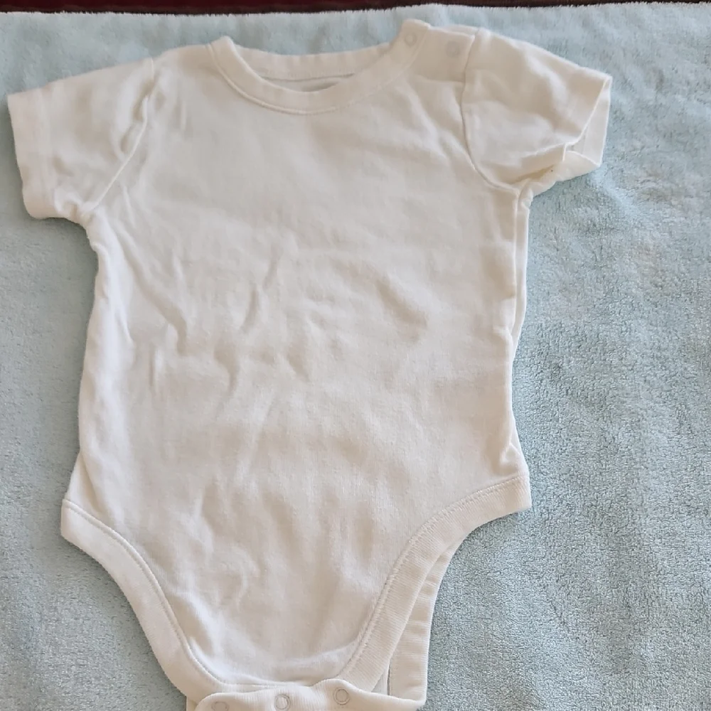 Old Navy Soft Cream Baby Bodysuit